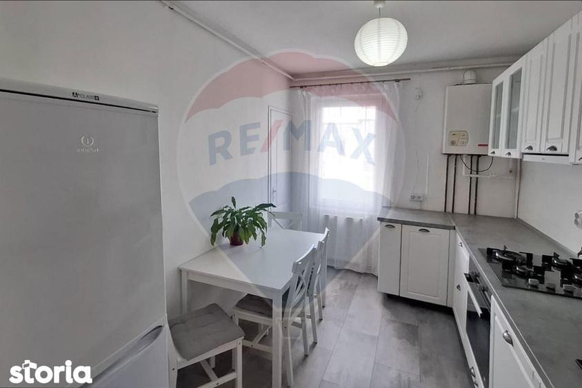 Apartament cu 2 camere de inchiriat zona 7 Noiembrie - 7
