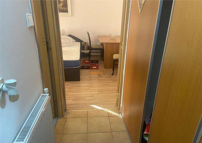 Garsoniera , zona B-dul Independentei , et 2 , 32 mp , decom - 5