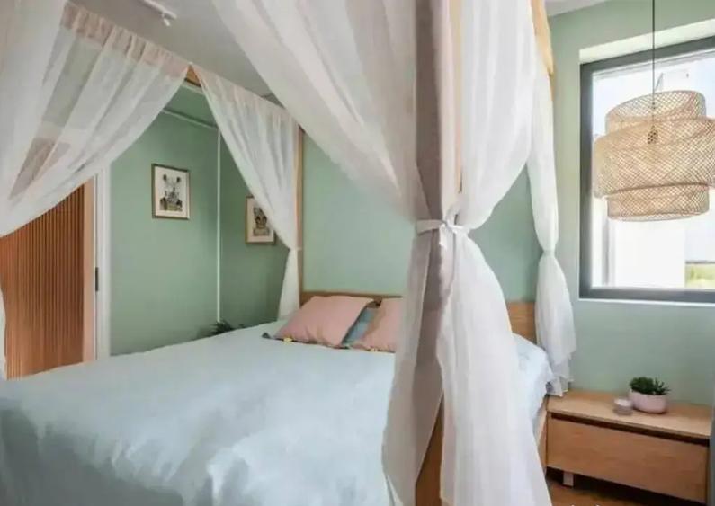 Cartier LUX de case individuale cu camara si 2 parcari - 11