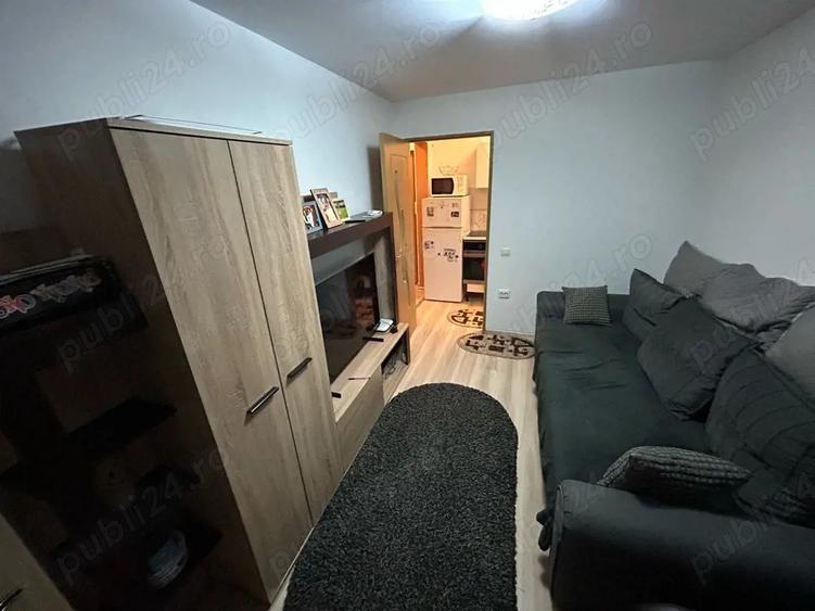 Vand Garsoniera in Fa?a Pie?ei in Razboieni - 5