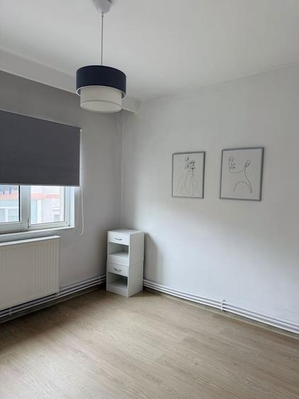 Apartament de vanzare 2 camere, Inel 2, Constanta, etaj 3/4, centrala - 3