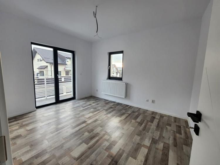 CASA 4 CAMERE, 2 BAI, 440 MP TEREN, MIROSLAVA - 14