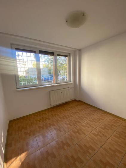 4 camere | Complex Apusului | parter inalt | bloc anvelopat | Luminos - 9