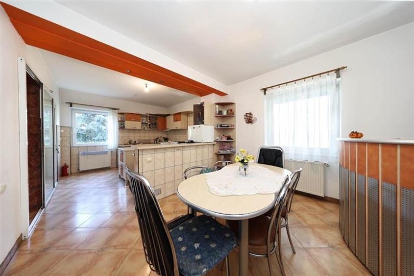 Vanzare Casa zona Tractorul, teren aferent 700 mp - 38