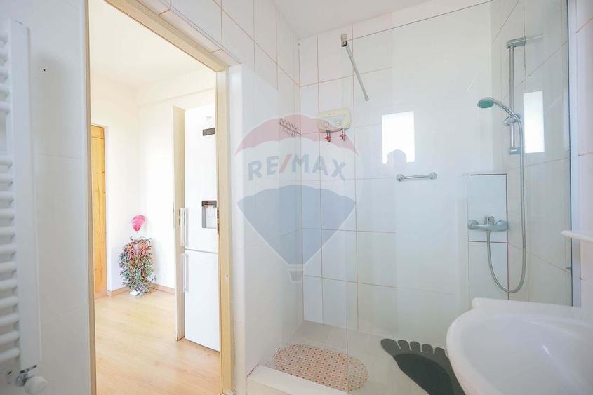 Casa cu 5 camere de vanzare in zona Episcopia Bihorului - 16