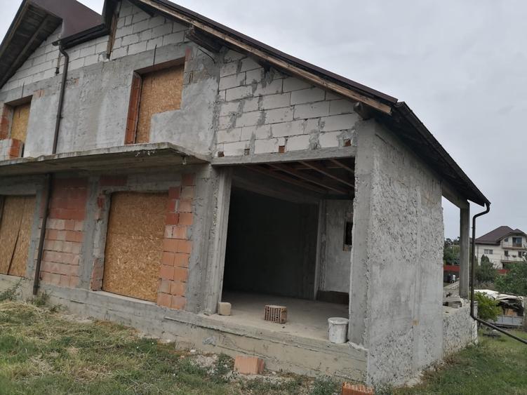 Casa de vanzare - 1