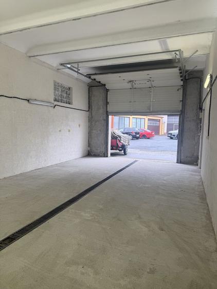 Inchiriez Spatiu Comercial/Garaj/Depozit 70 MP Codlea,Central - 5