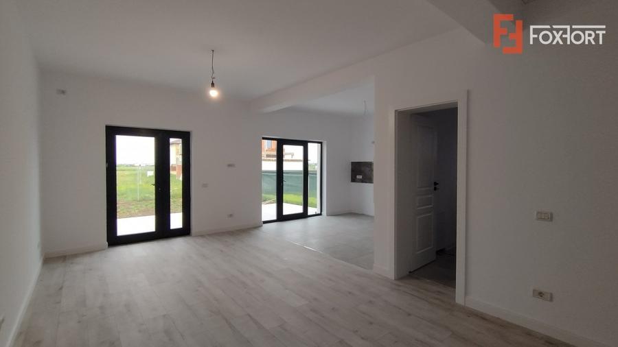 Duplex cu 3 camere cu Teren 277.5 Mp în Săcălaz