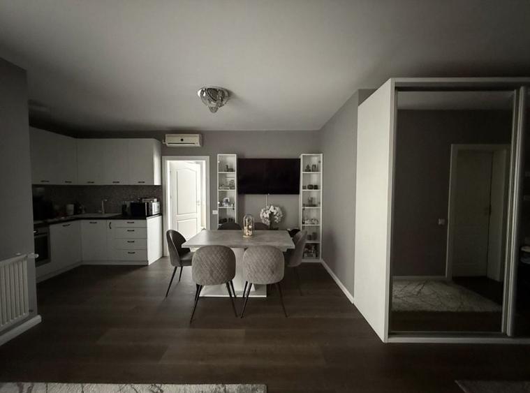 Apartament cu 2 camere semidecomandat în Exterior Vest