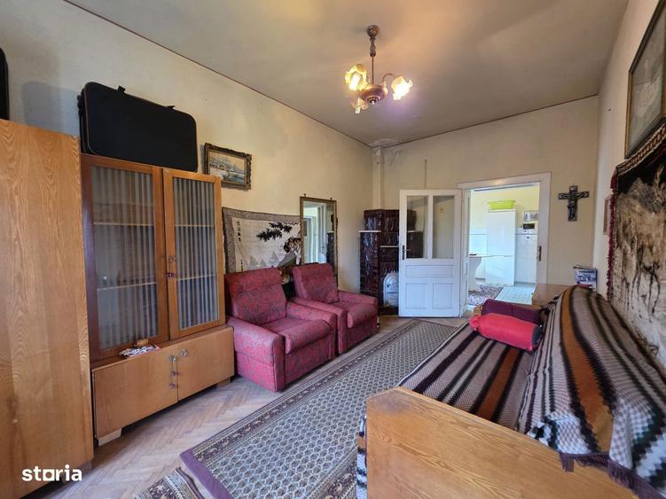 Casa Deva cu potential4 camere, 235 mp teren, garaj,toate utilitatile - 8