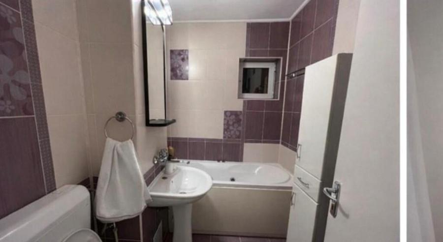 Apartament 3 camere, decomandat - zona Centru Civic - 7