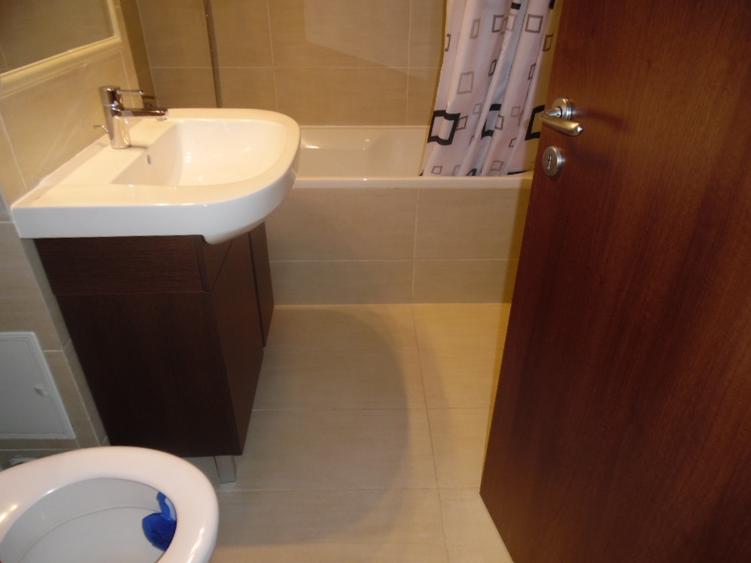 Inchiriez apartament 2 camere decomandat in Deva, zona Casa de Pensii, renovat - 8