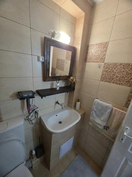 Inchiriez apartament 4 camere Vitrometan Medias - 9