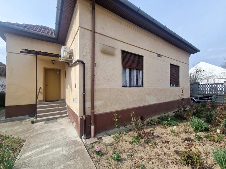 Casa situata in zona Blascovici, pe frumoasa strada Maslinului - 2