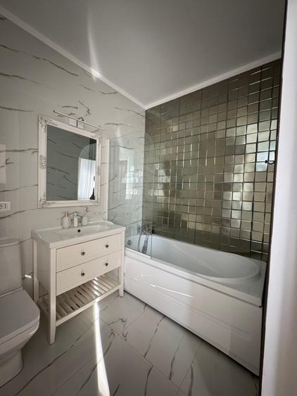 Superb!  4 camere cu vedere la mare, mobilat si utilat, confort lux - 23