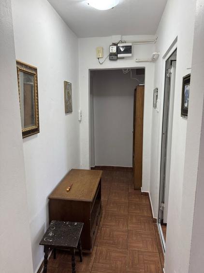 Inchiriez apartament 2 camere - 2