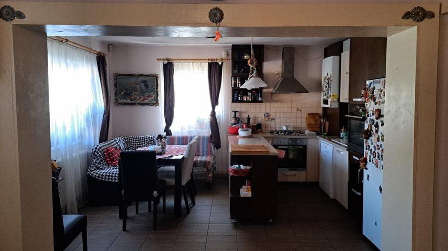 Casă de v&acirc;nzare Săcele, D&acirc;rste Pod - 13