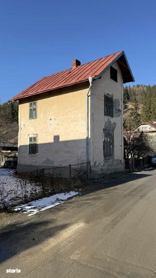 Casa veche ?i teren 373 mp , zona buna in Campulung Moldovenesc - 10