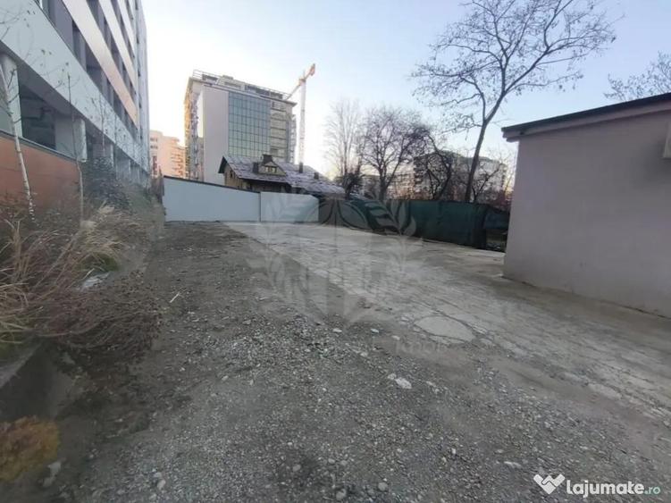 TEREN ULTRACENTRAL// PALATUL DE JUSTITIE PLOIESTI - 2