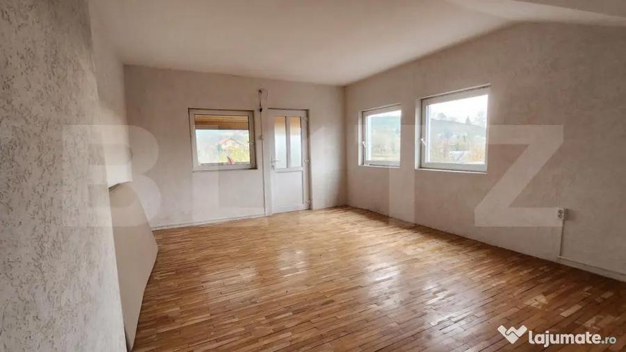 Casa 300 mp si teren 700 mp in Cristesti la doar 2 minute de - 5