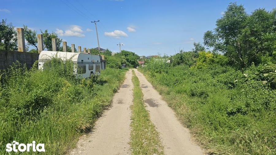 Vand teren In Comuna petrechioaia , sat surlari - 7