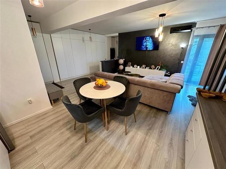 De vanzare apartament 2 camere in Unirii str.Marului - 3