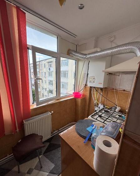 Vand apartament cu 2 camere decomandat - 7