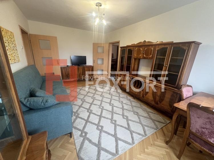 Apartament cu 3 camere semidecomandat, mobilat în Olimpia-Stadion Apartament cu 3 camere semidecomandat, mobilat în Olimpia-Stadion