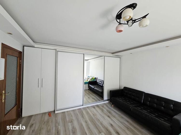 Garsoniera spa?ioasa cu balcon ?i mobilier complet - 10