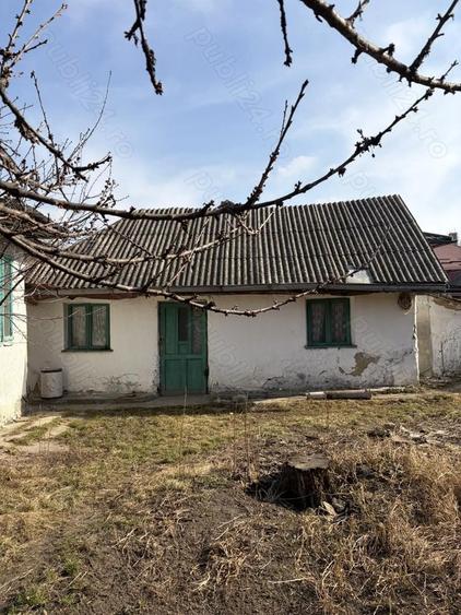 Vand casa batraneasca str Crinilor 36 - 5