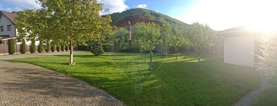 Casă / Vilă cu 6 camere de vânzare în zona Ultracentral - 4