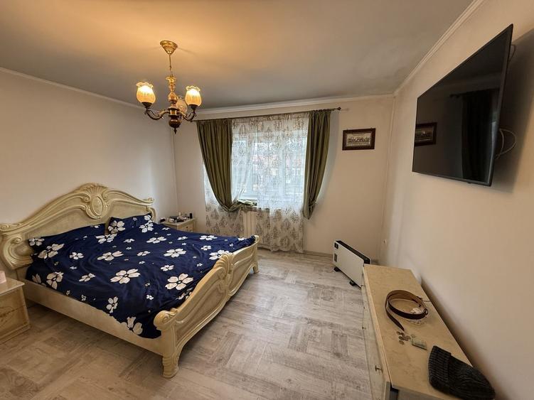 Casă/vilă P+1 cu terasă 210 mp + anexă 80 mp și teren 470 mp - 7