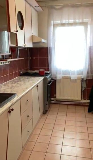 Apartament 3 camere Soveja - 2