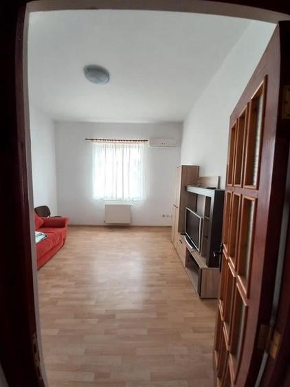 Apartament 3 camere  in Ploiesti, zona centrala - 2