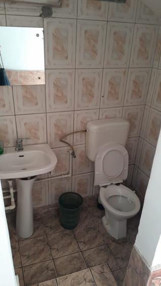 Spațiu comercial de închiriat, zona Inel 2 - 8