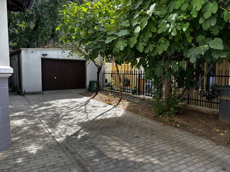 Casa renovata integral, cu curte, zona Dorobanti Capitale - 12