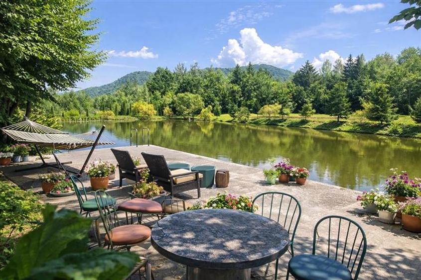 Refugiu idilic cu oglinda de apa, panorama montana, Glajerie/Rasnov, ideal mini - 1