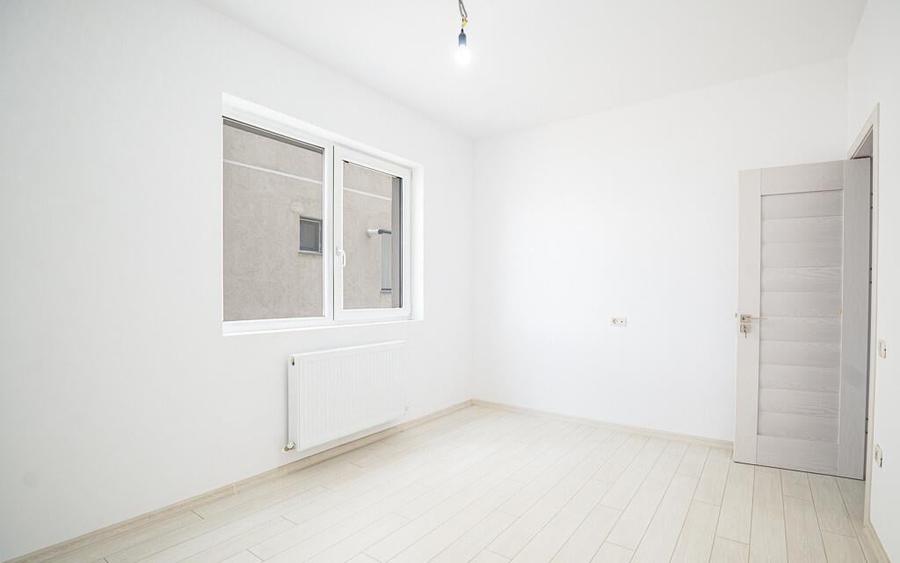 Apartament 2 camere | zona Hanul cu Peste | Vedere spre mare - 11