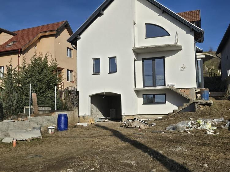 Casa 4 camere, 2 bai, 1.000 mp teren, 0% comision - 3