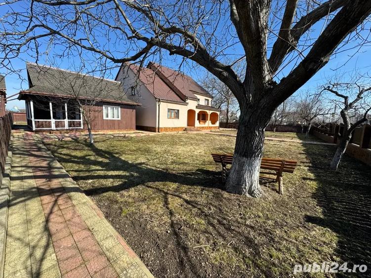 Vand casa comuna Draganesti jud Neamt la 10 km de Targu Neamt plus 9000 mp teren - 1