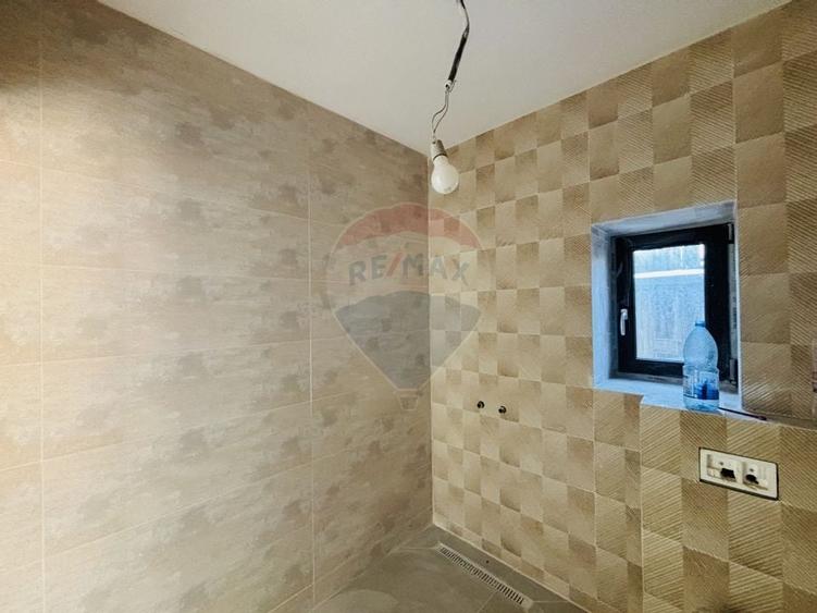 Vilă cu 4 camere de vânzare - 26