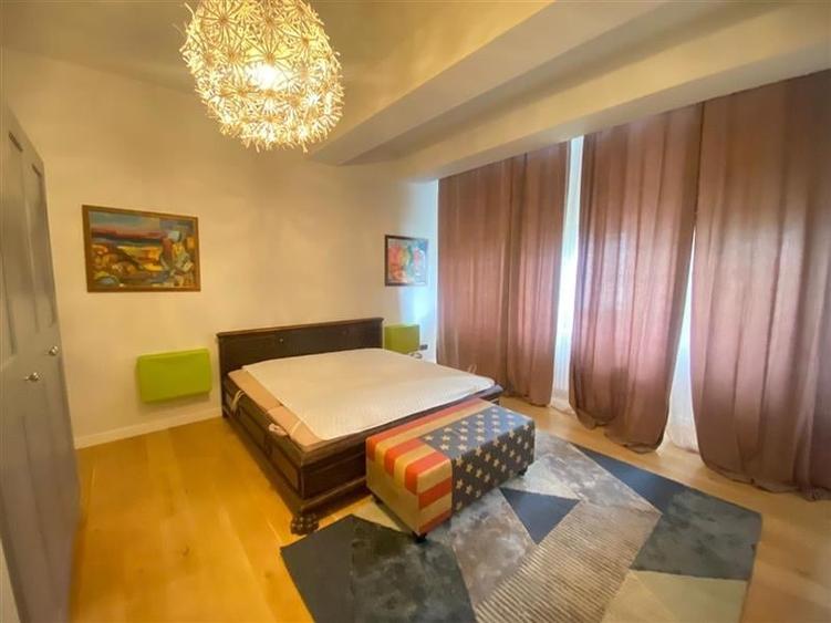 Penthouse in vila, de vanzare - Strada Tokio - 9