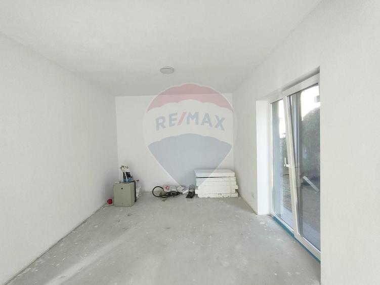 Casa cu 3 camere de vanzare in zona Turnisor - 9