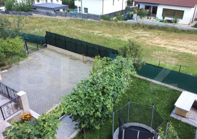 Casa imprimata de un clasic mereu in tendinte, zona Faget, t - 5