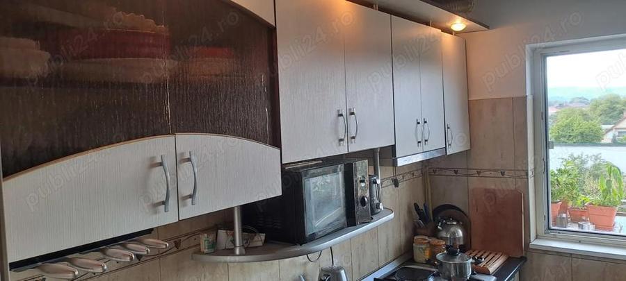 Apartament 3 camere 2 balcoane mobilat ?i utilat gata de locuit pe str. G. Co?buc. Garaj inclus. - 5