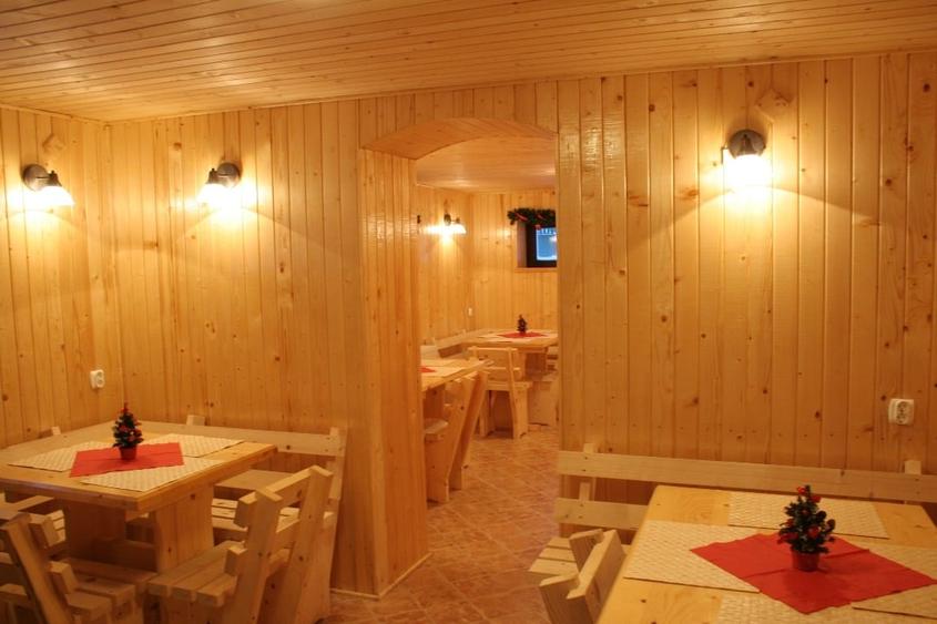 Oferta Etaj, Mansarda, Demisol -Vila deosebita pe Valea Prahovei -Busteni - 3