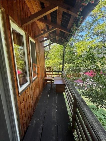 Ansamblu cabanute zona Cozieni - 16