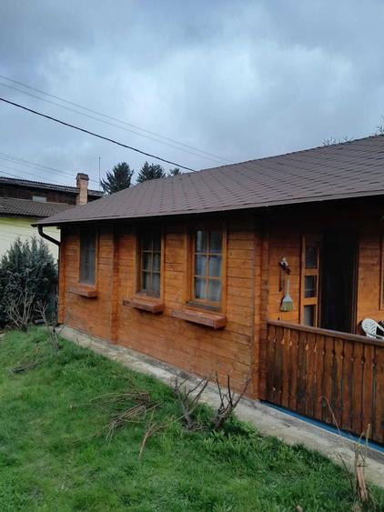 curte si casa de lemn moderna - 3