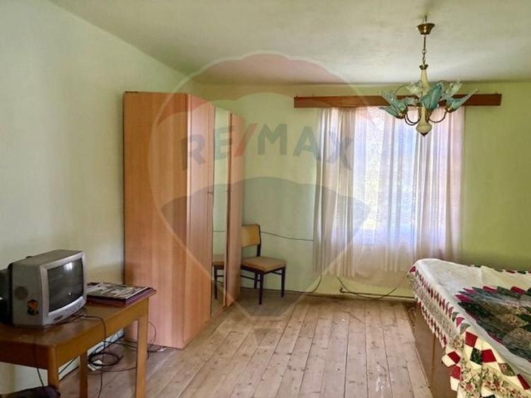 Casă / Vilă cu 2 camere de v&acirc;nzare - 11