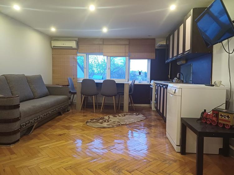 Apartament 3 camere de vanzare Piata Chibrit Bucuresti sector 1 - 7